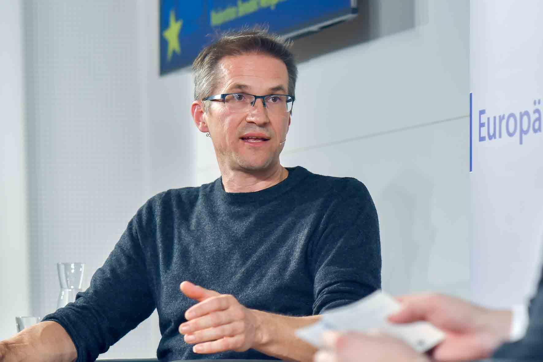 Knaus: EU mora insistirati na nepovredivosti granica - Avaz