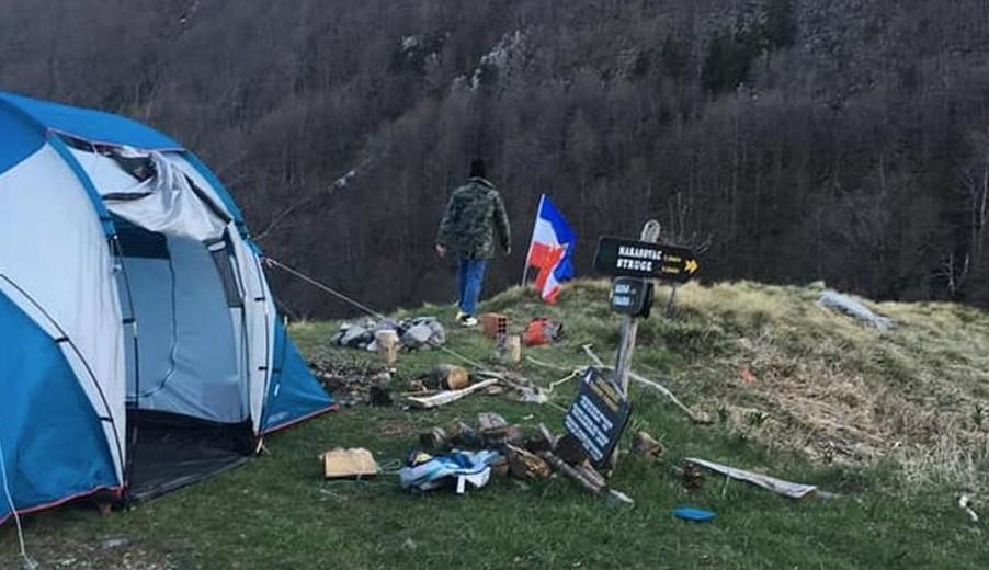 Izvadili Hrvatima živce: Pogledajte šta su Slovenci izvjesili na Velebitu