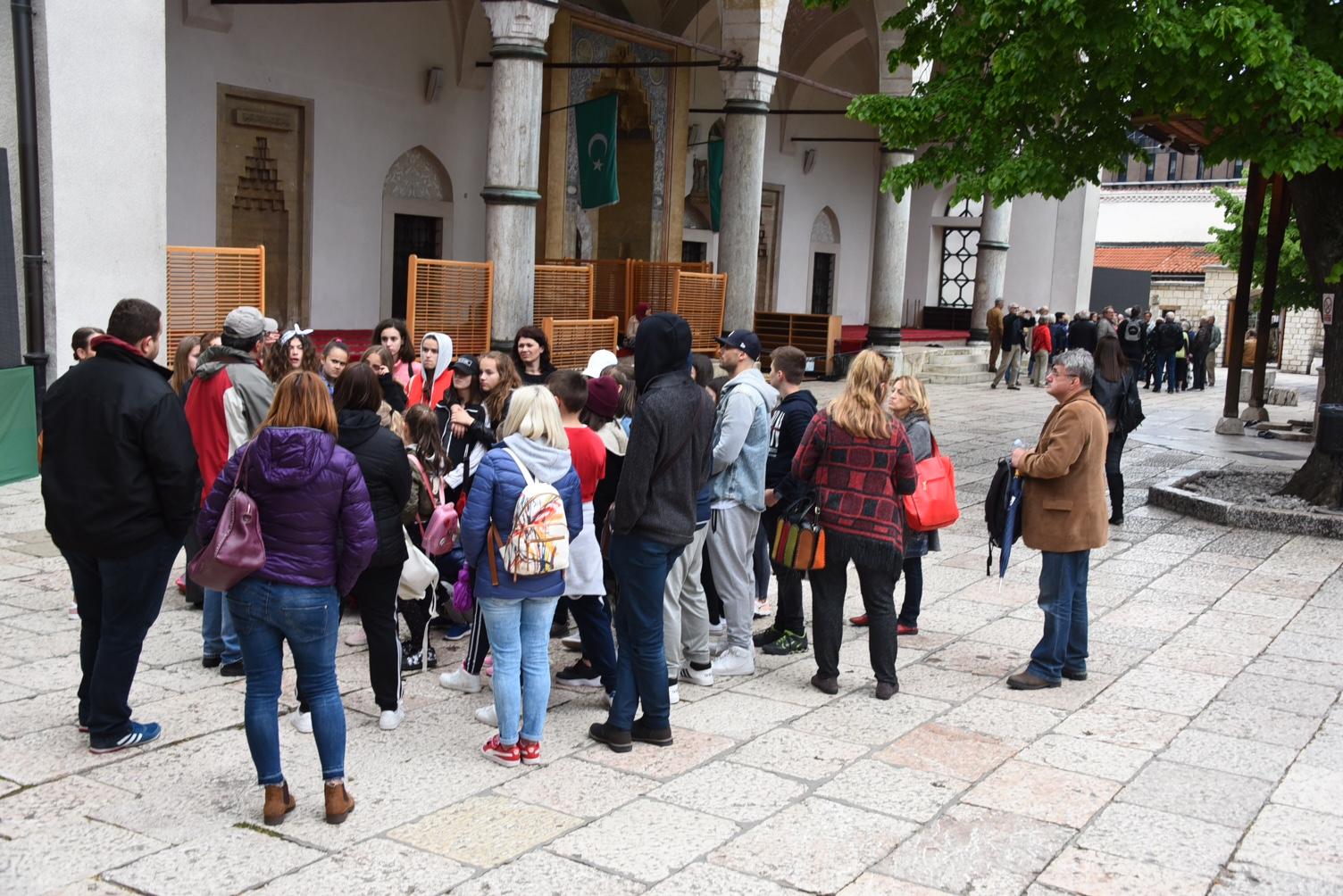 Pogledajte atmosferu iz centra Sarajeva uoči prve teravije