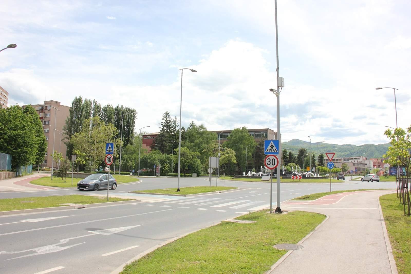 Uređaji postavljeni na svim značajnijim kružnim tokovima - Avaz