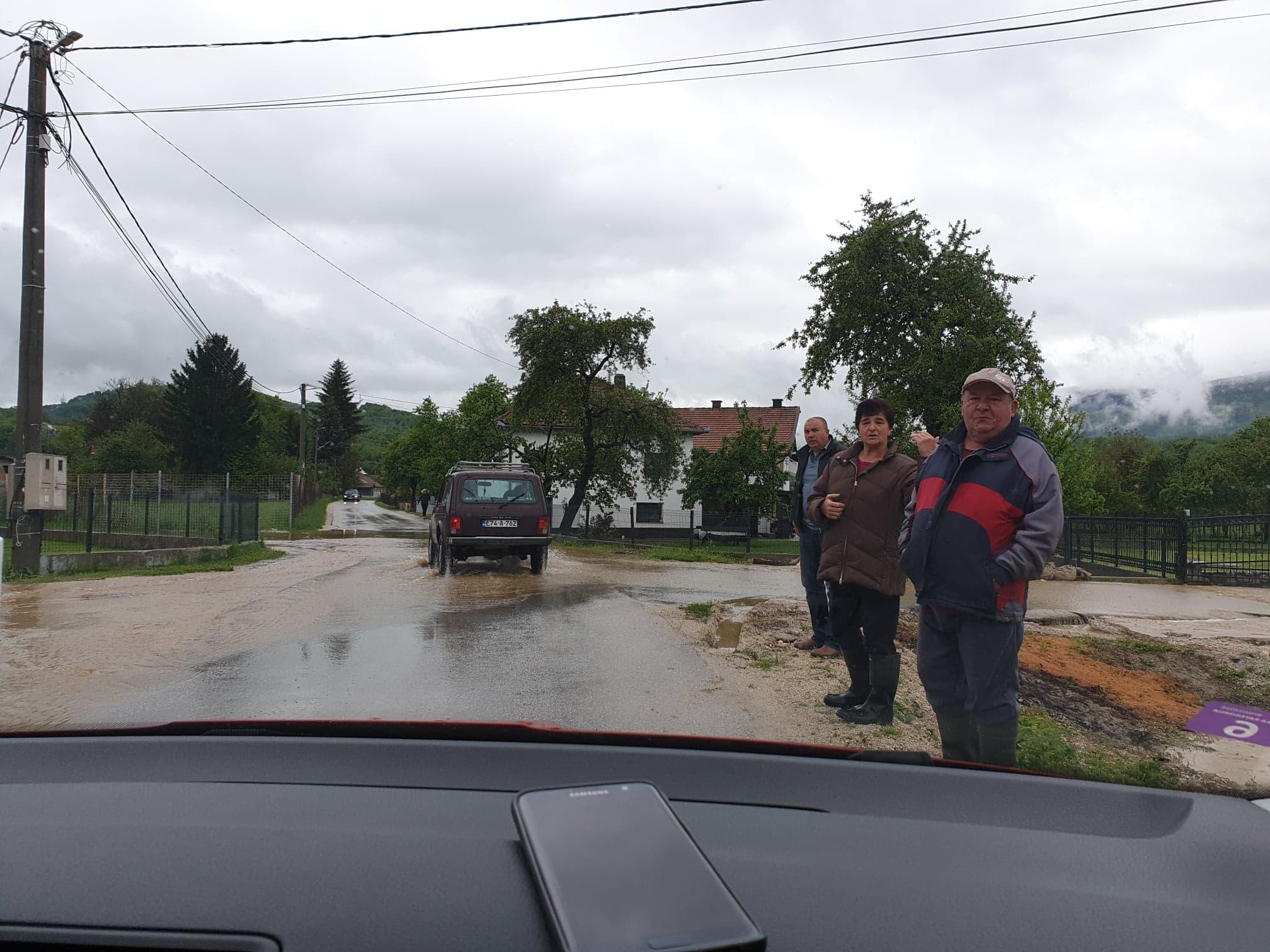 Bučići poplavljeni - Avaz