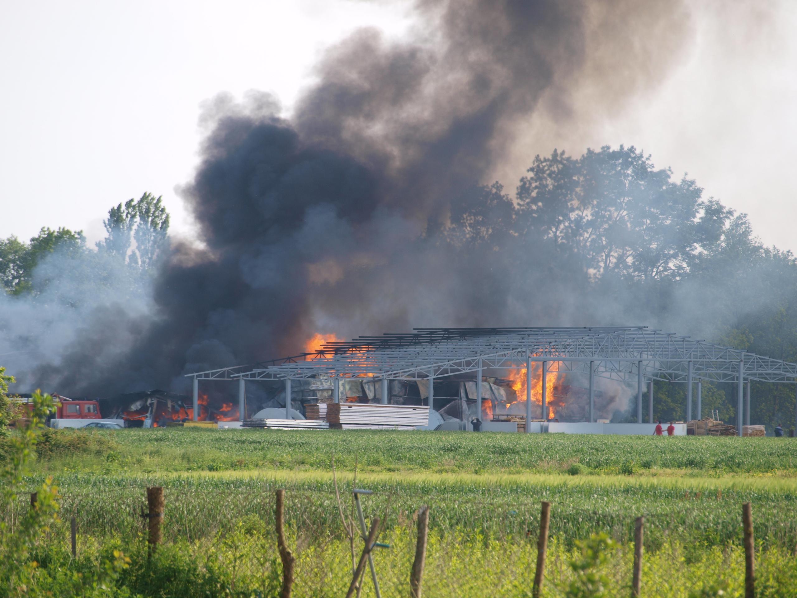 Veliki požar u Kozincima kod Bosanske Gradiške