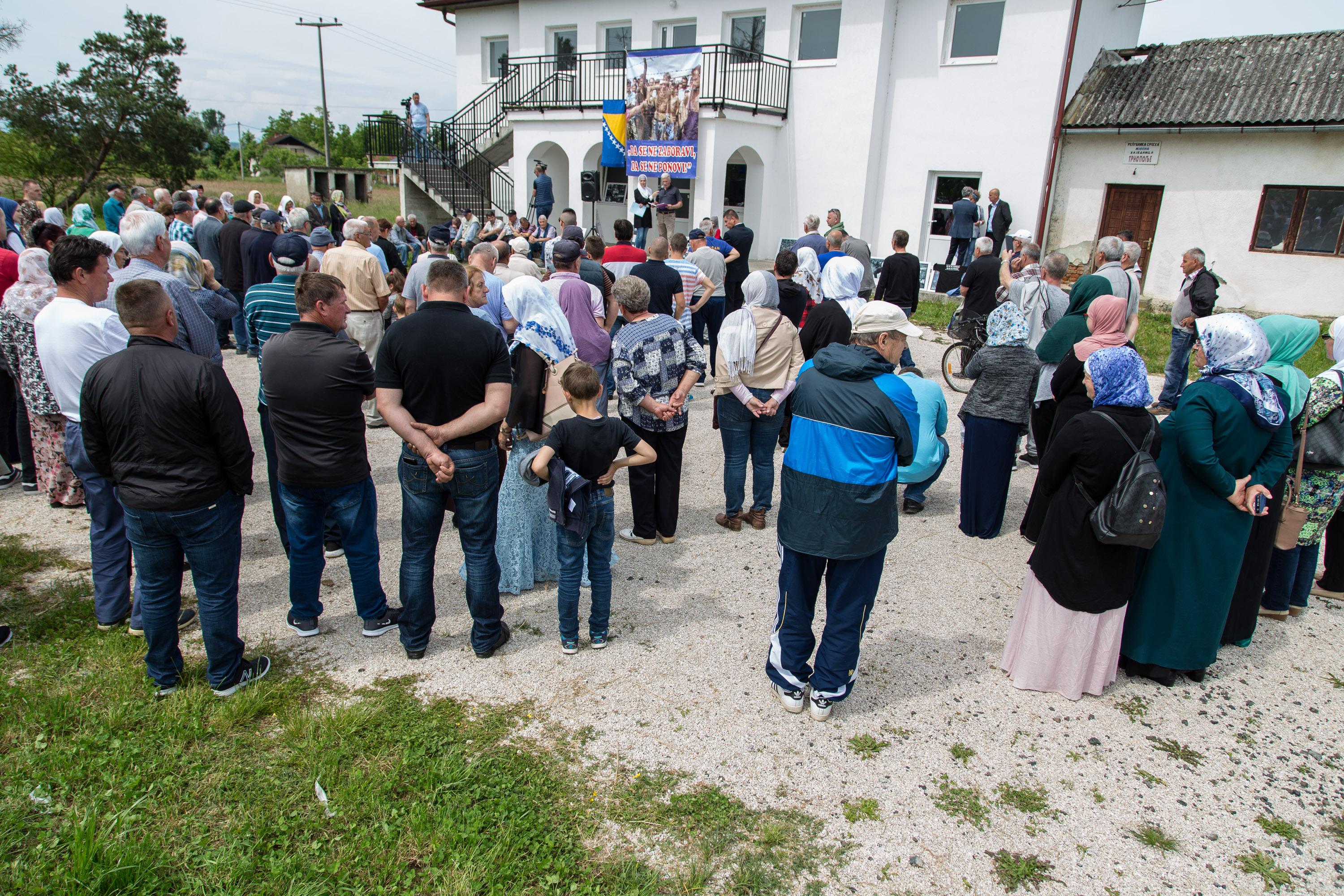 Obilježena tužna 27. godišnjica osnivanja logora smrti Trnopolje