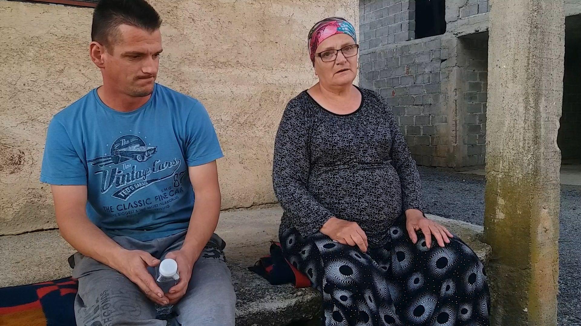 Reporteri "Avaza" s roditeljima teroriste Ibre Ćufurovića: Otac ga želi mrtvog, majka jedva čeka da ga zagrli