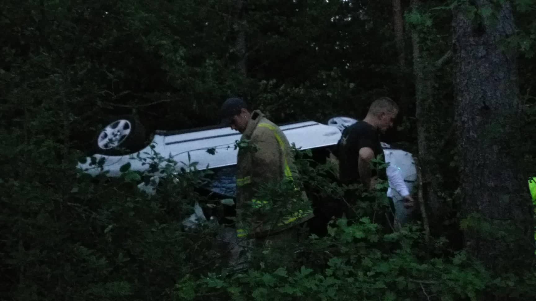 Stravična nesreća na putu Ključ - Bosanski Petrovac, policija i vatrogasci spasili život popu