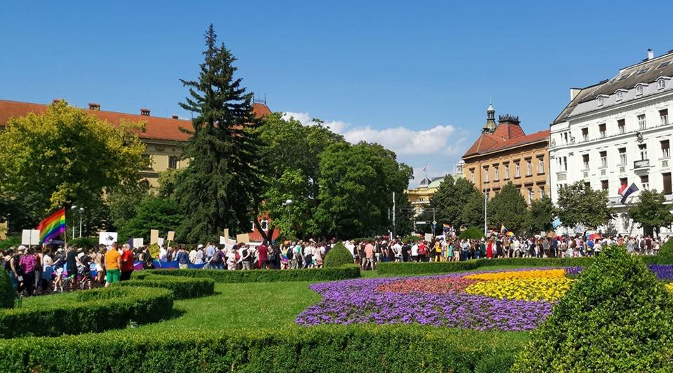 Povorka ponosa u Zagrebu - Avaz