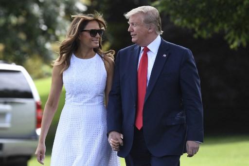 Melanija i Donald Tramp su se sve vrijeme smješkali jedno drugome - Avaz