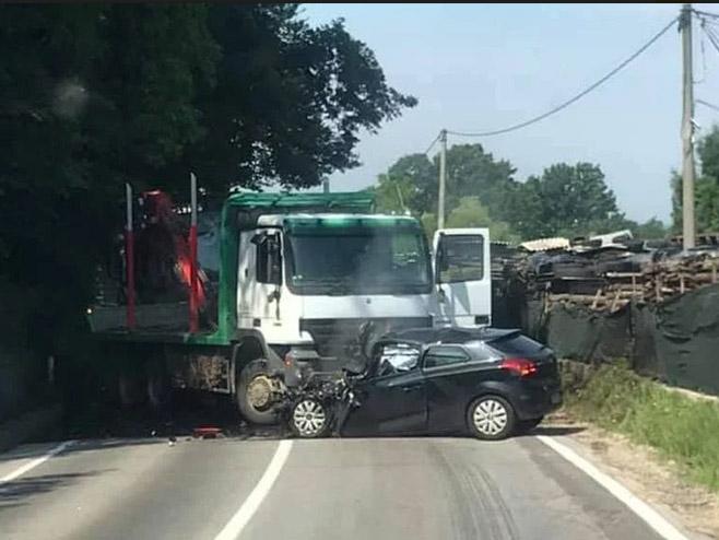 U saobraćajnoj nesreći poginula jedna osoba - Avaz