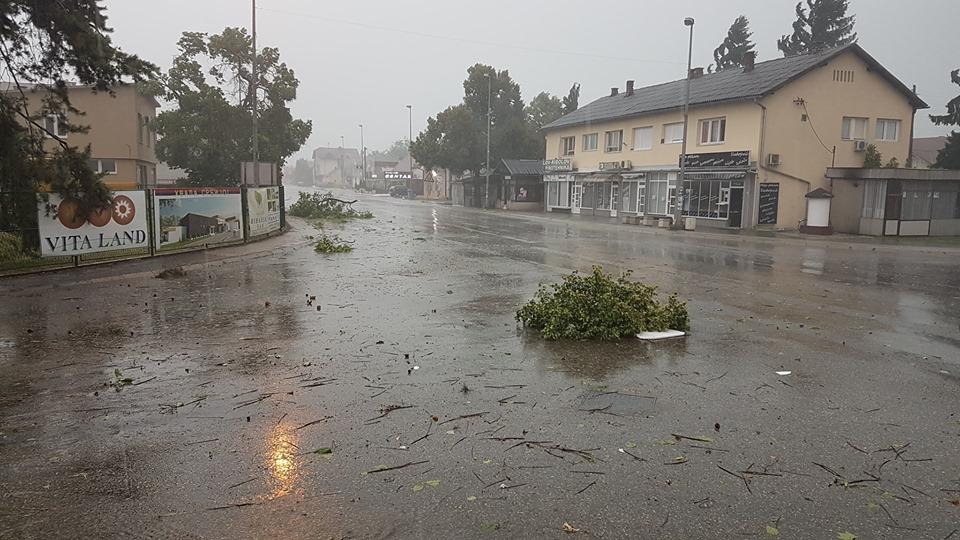 Veliko nevrijeme pogodilo Bosansku Gradišku