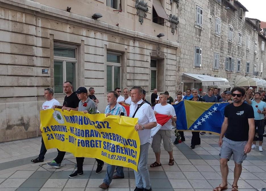 U Splitu obilježena 24. godišnjica genocida u Srebrenici