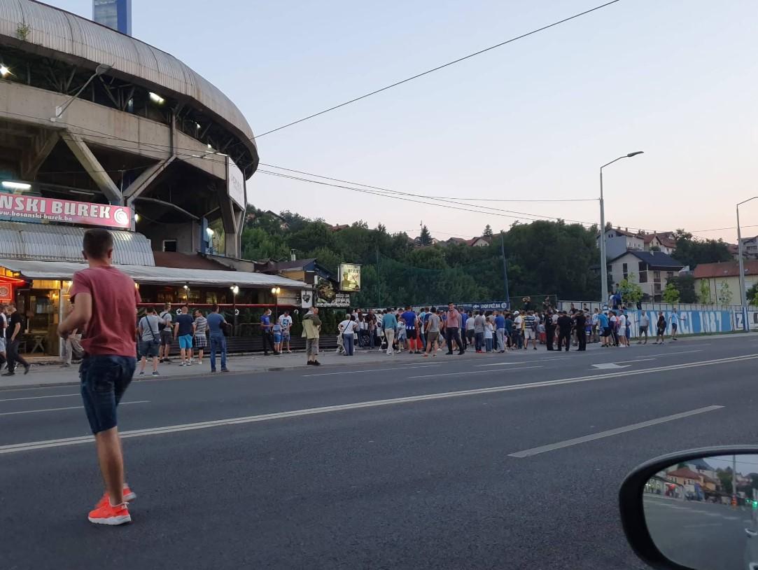 Navijači prije početka utakmice - Avaz