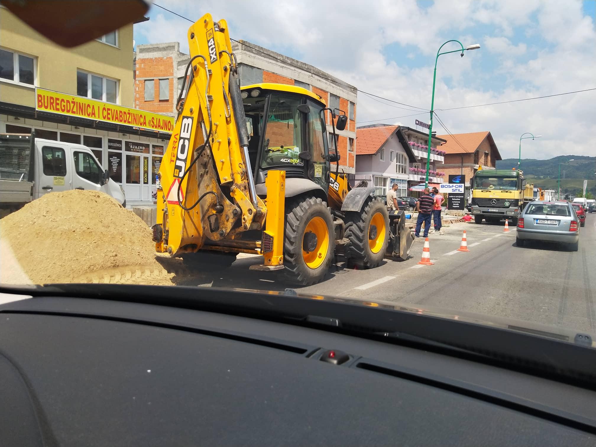 Vrućine problem za one koji rade na otvorenom: Radovi na putu prema Rajlovcu