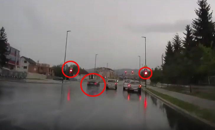 Pogledajte video: BMW-om prošao kroz crveno svjetlo i preko pune linije