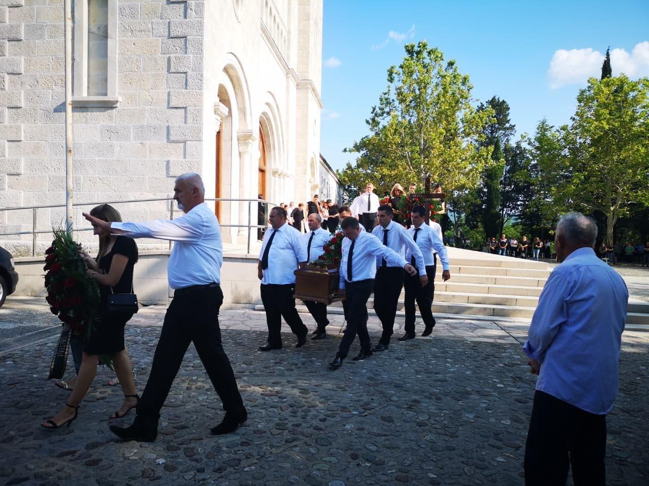 Široki Brijeg oprostio se od tragično nastradalih brata i sestre