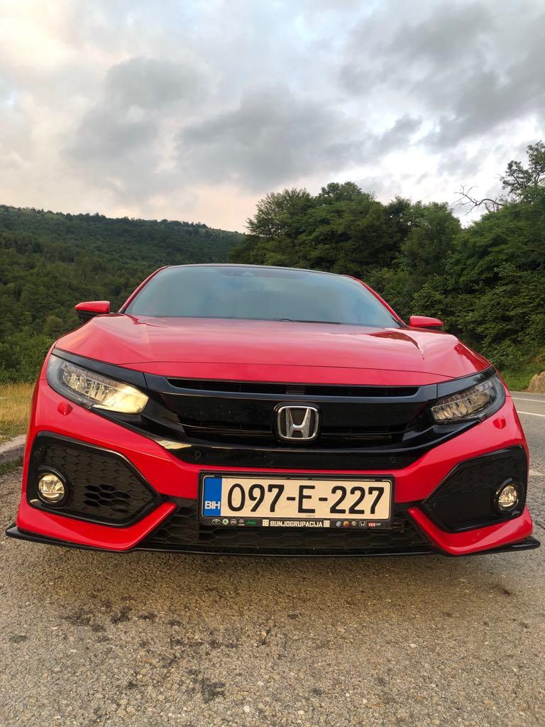 Honda Civic - Avaz