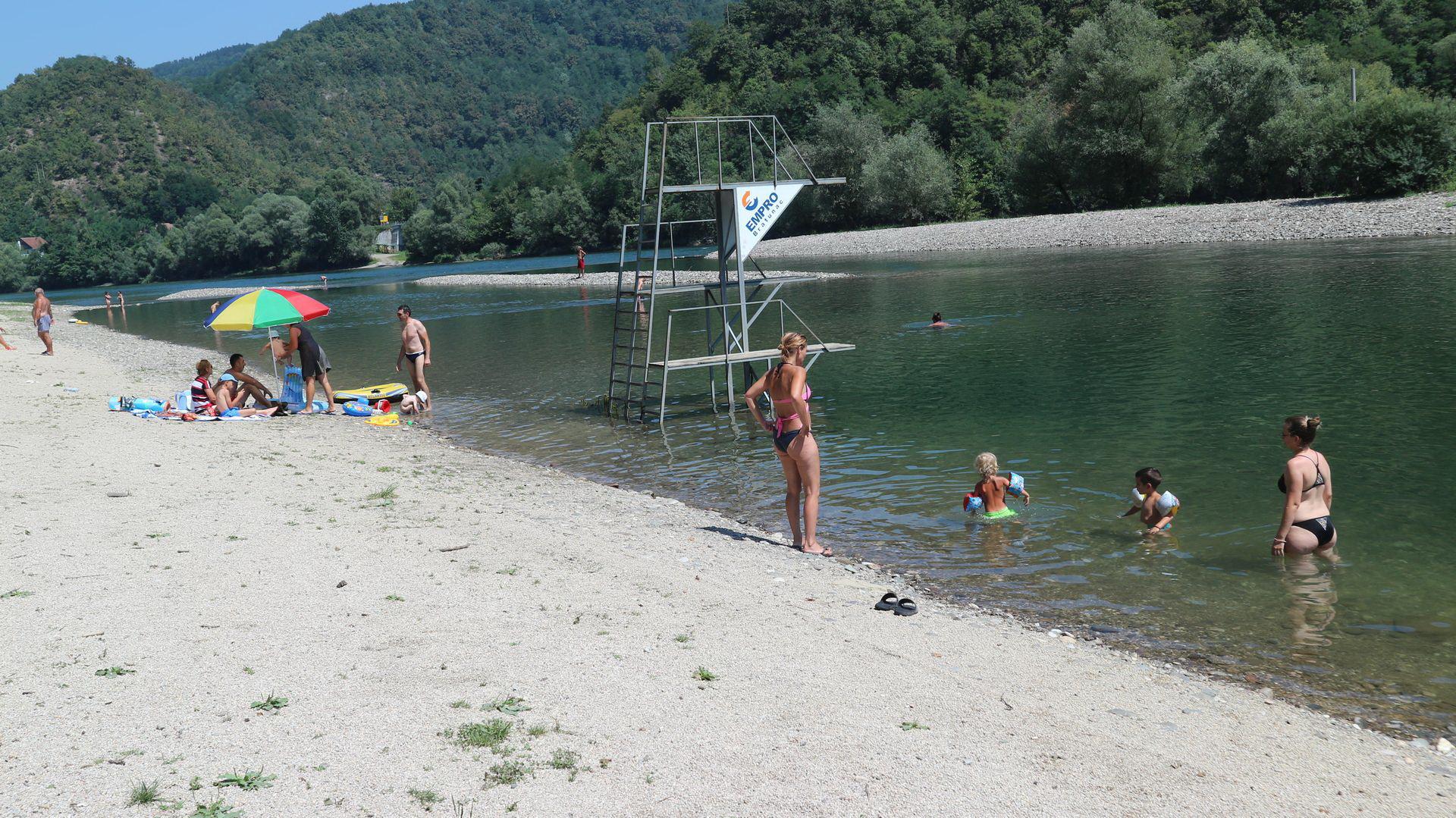 „Rajska plaža“ privlačna i za kupače iz susjednih općina