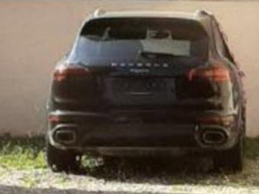 Policija oduzela Porsche Cayenne, nema vlasnika ni dokumentacije