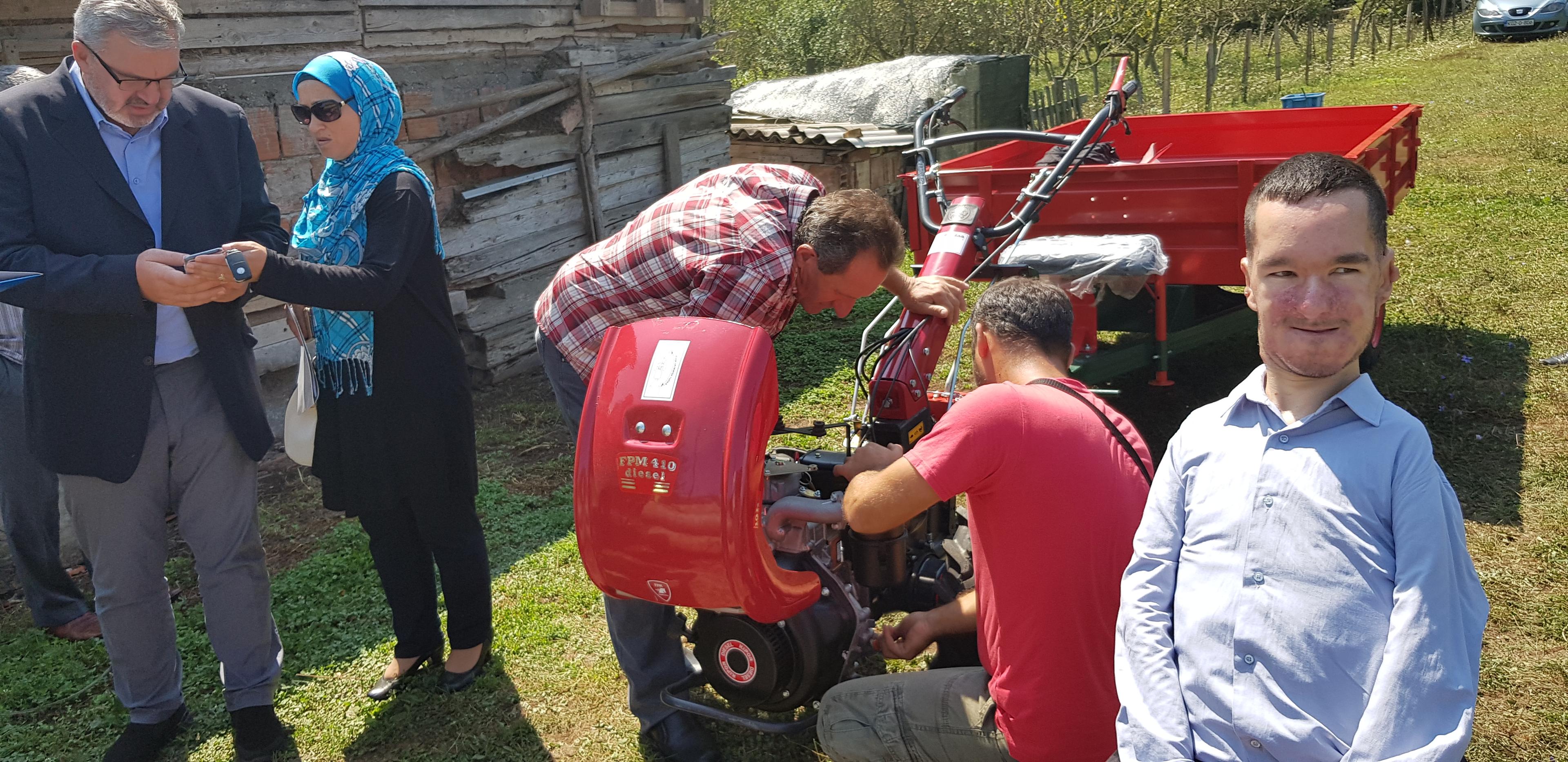 Alen Hedo ima cerebralnu paralizu: Želja mu je bila motokultivator i sada su mu dobri ljudi tu želju ispunili