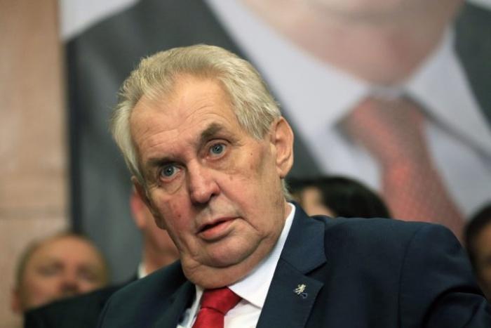 Predsjednik Češke Miloš Zeman: Najavio da će pokušati vidjeti može li se povući priznanje Kosova - Avaz