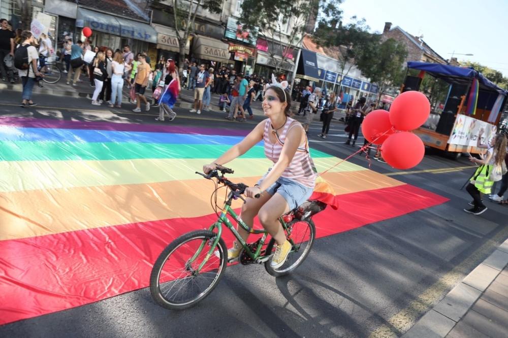 Parada ponosa u Beogradu - Avaz