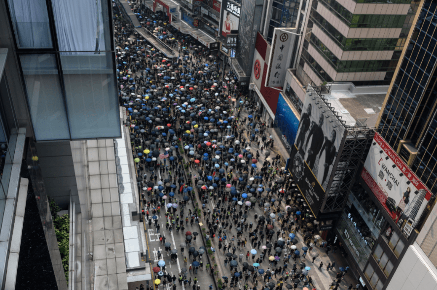 Više od 1.000 ljudi na protestima - Avaz