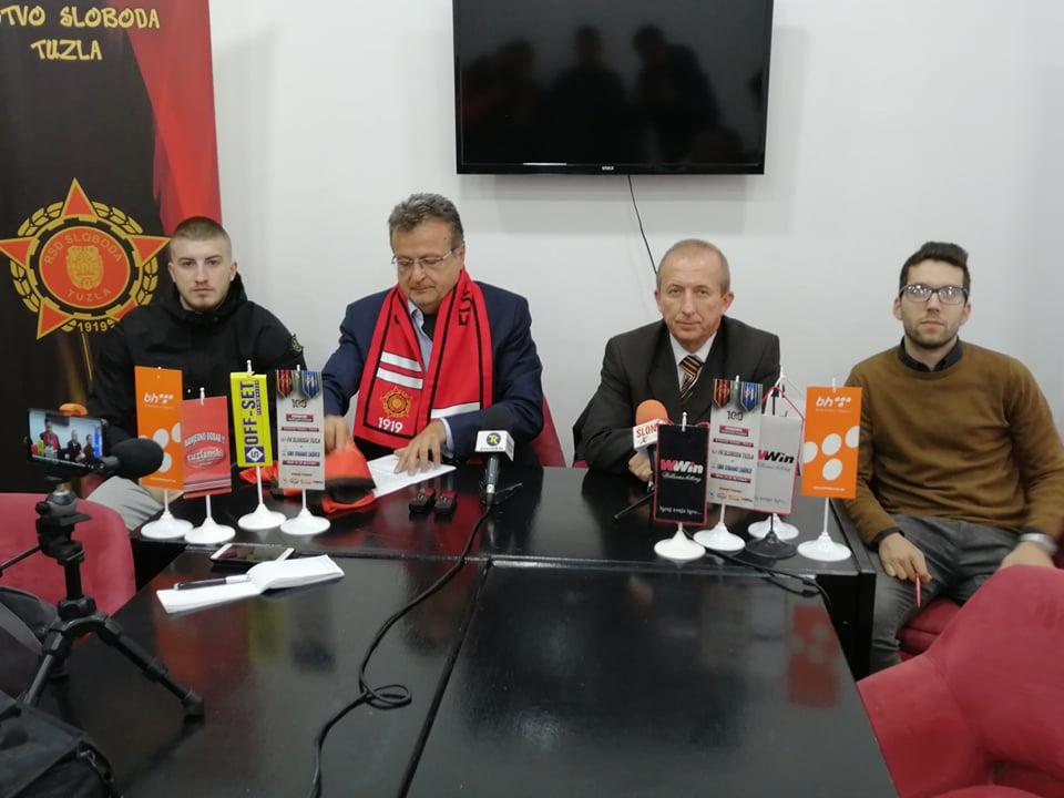 Tuzla: S današnje pres-konferencije - Avaz