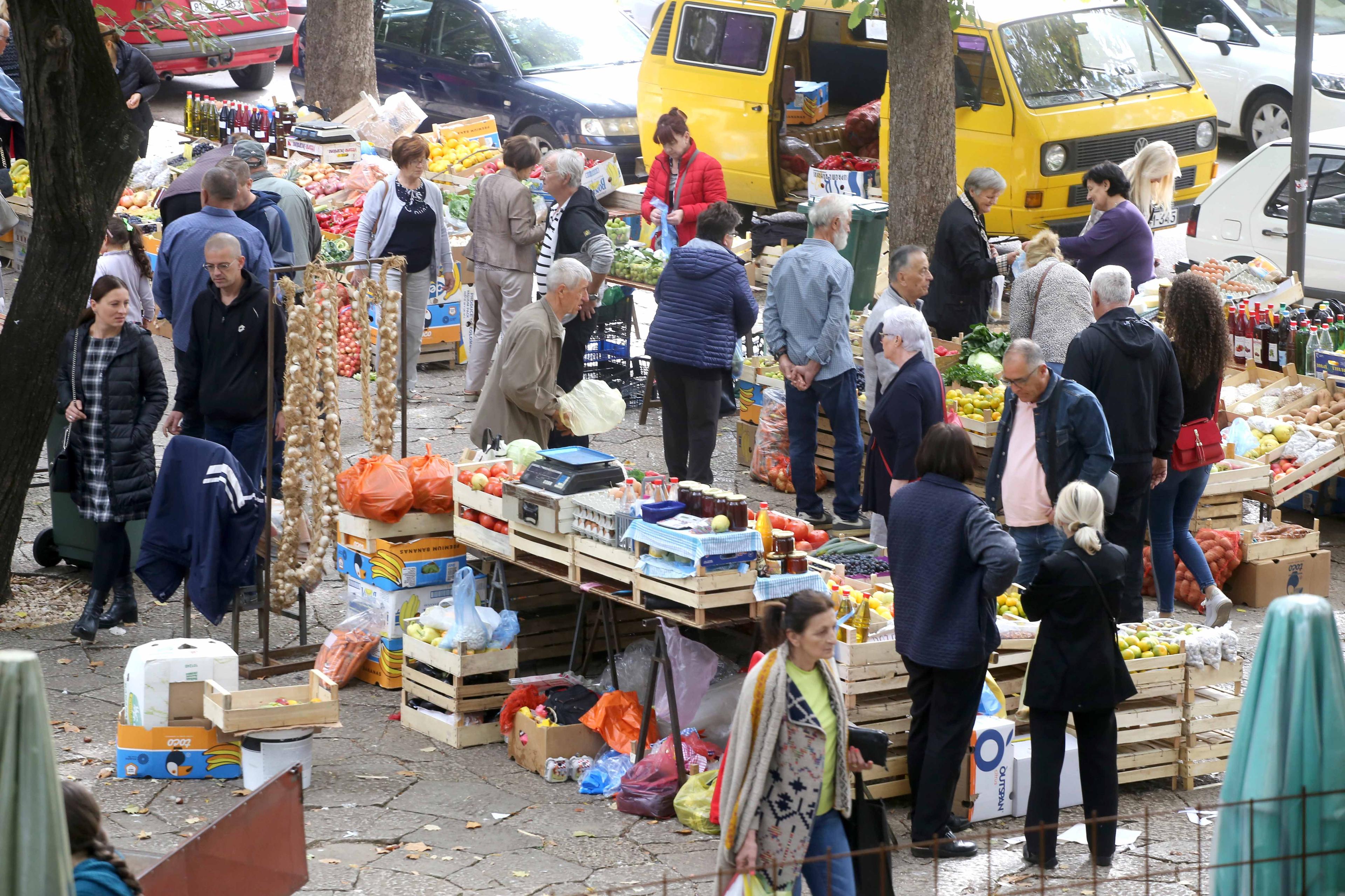 Trebinje: Sunce, osmijesi i šetnje - Avaz