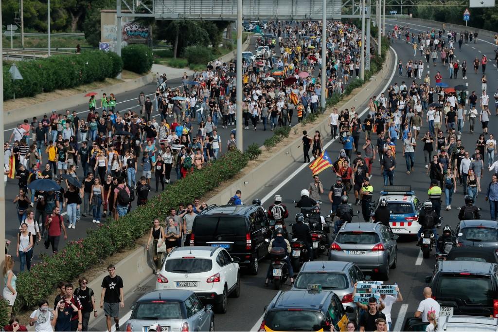 Neredi u Kataloniji, u petak masovni protesti - Avaz