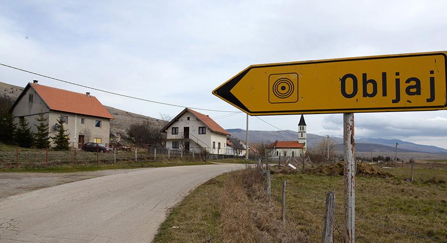 Muškarac se objesio ispred porodične kuće