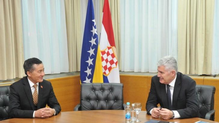 Čović se sastao s ambasadorom NR Kine u BiH