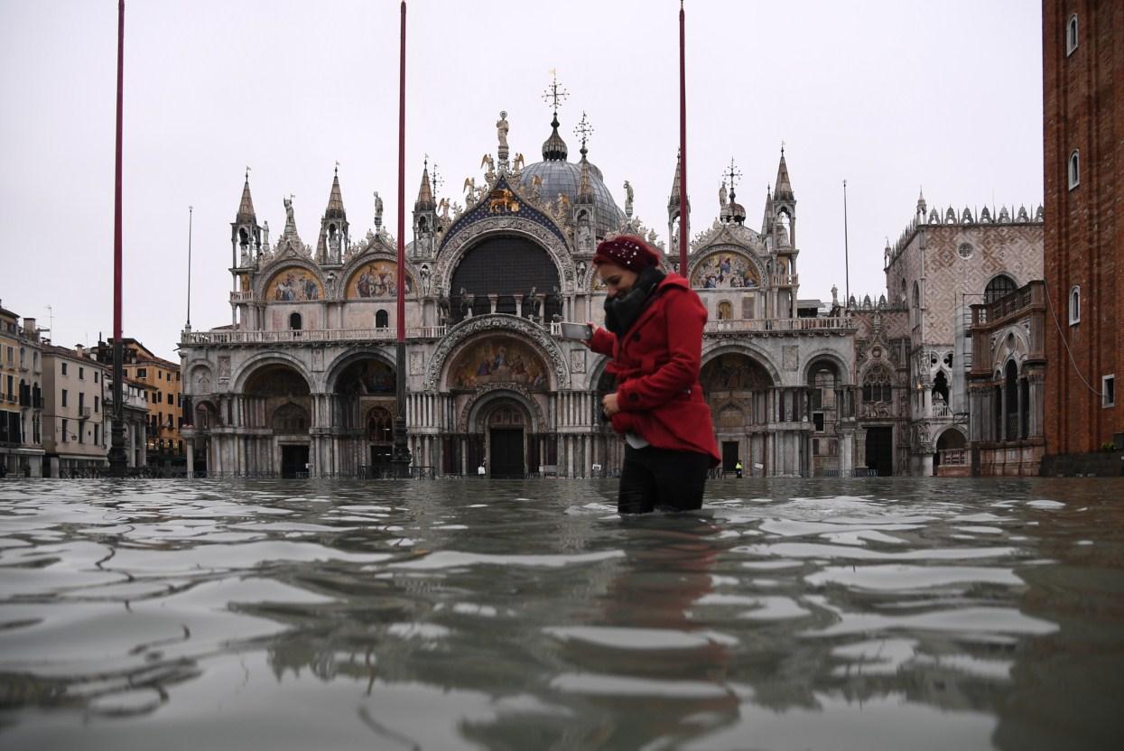 Poplave u Veneciji: Najveća plima u posljednjih 50 godina