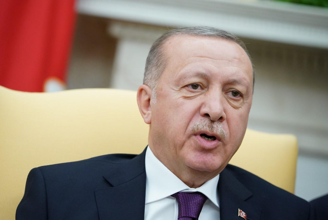 Erdoan žestoko kritizirao Makrona: Njegove izjave o NATO-u su neprihvatljive