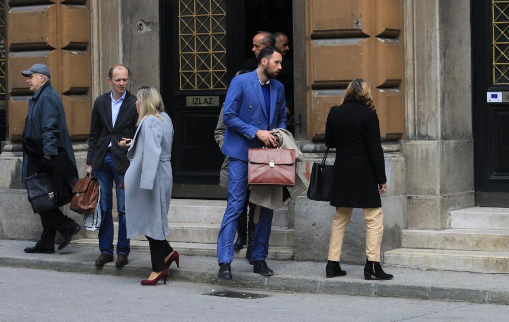 Sud tolerira odgode, advokati svoje naplaćuju - Avaz