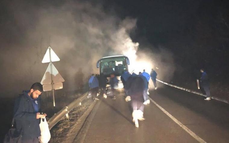 Autobus Bijeljinaca u plamenu - Avaz