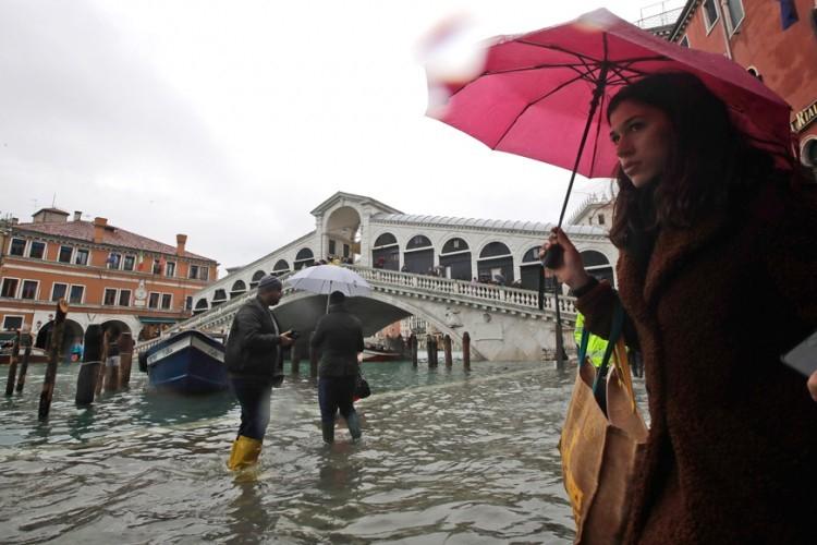 Alarmantno: Pola Venecije ponovo pod vodom