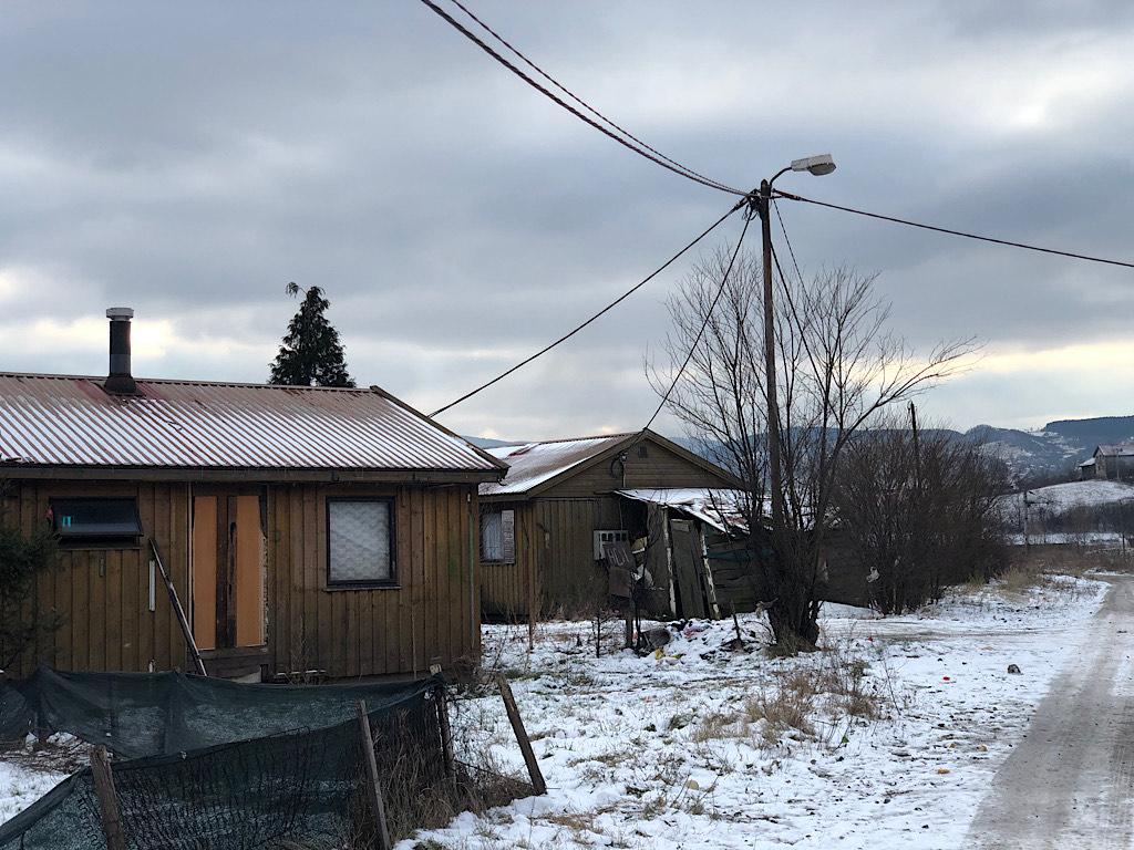 Romi u izbjegličkom naselju Banlozi kod Zenice - Avaz