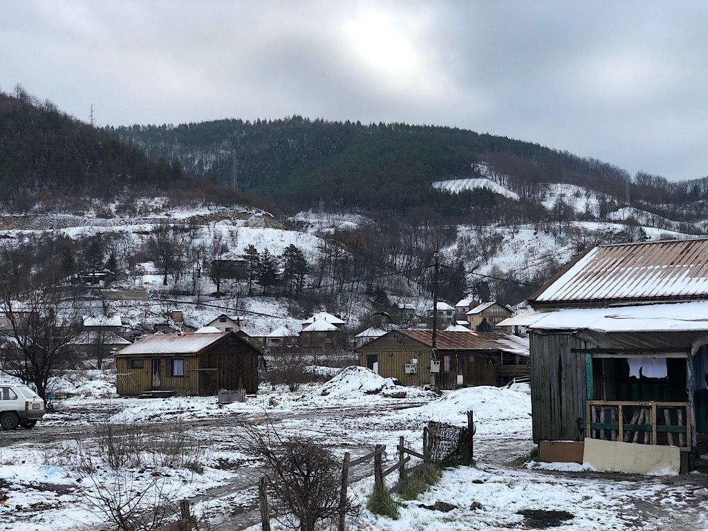 Romi u izbjegličkom naselju Banlozi kod Zenice - Avaz