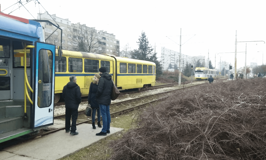 Obustavili vožnju do završetka uviđaja - Avaz