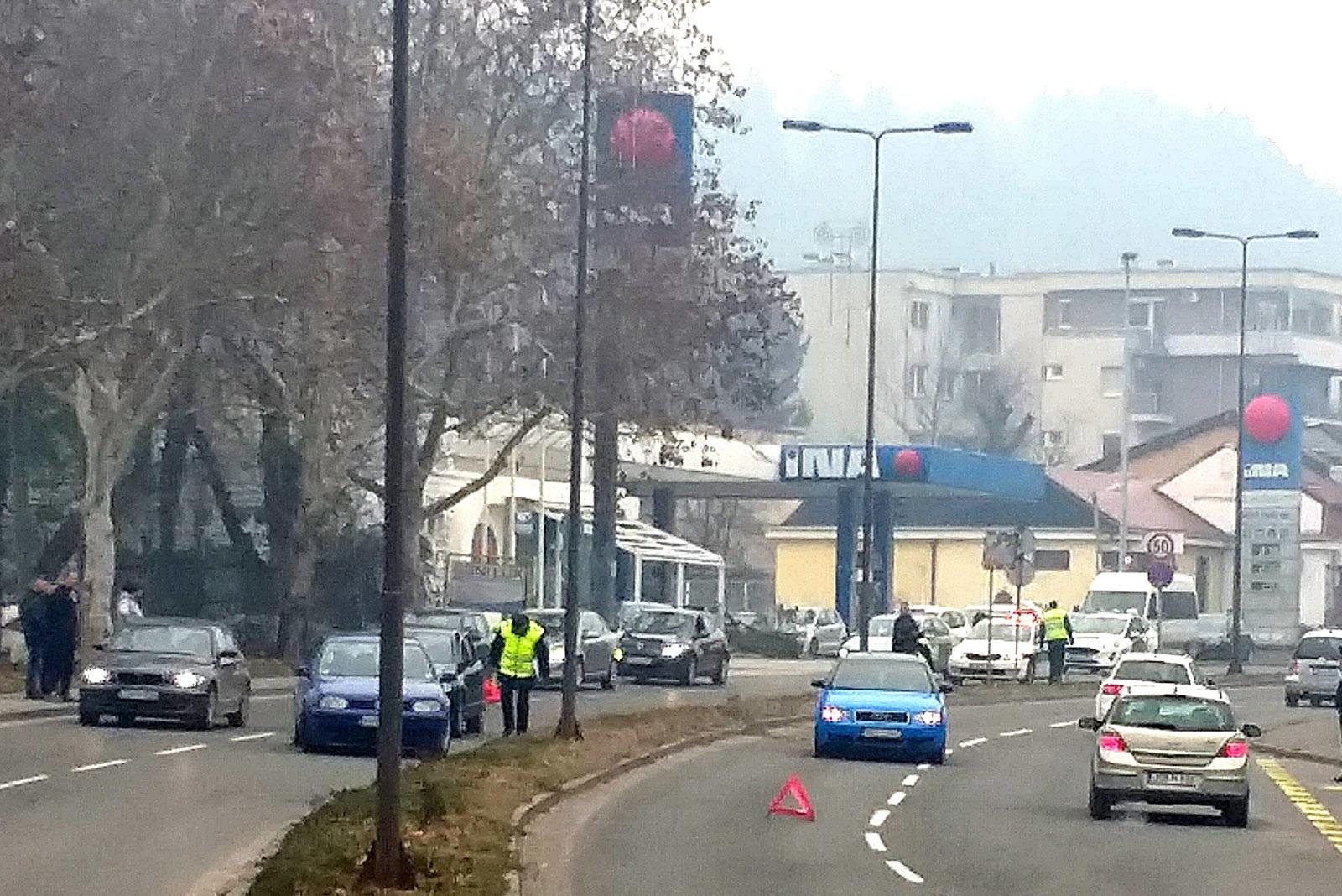 Policija na uviđaju - Avaz