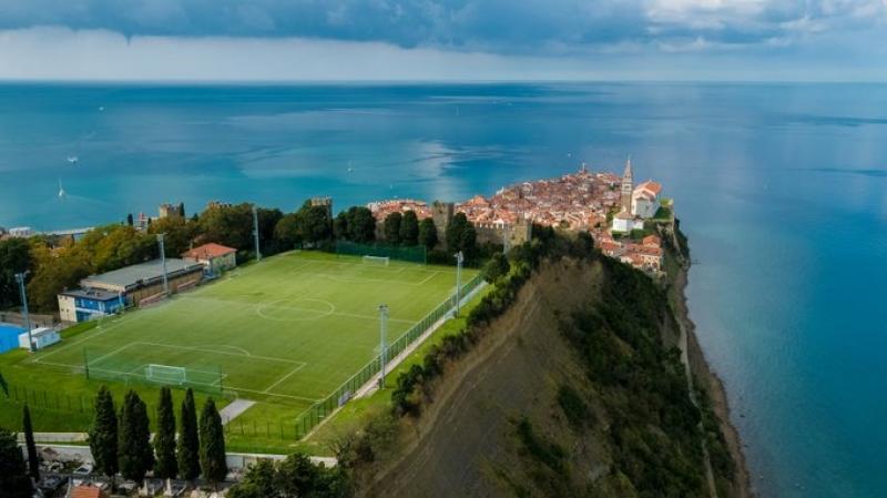 Slovenci imaju jedan od najljepših i najneobičnijih stadiona na svijetu