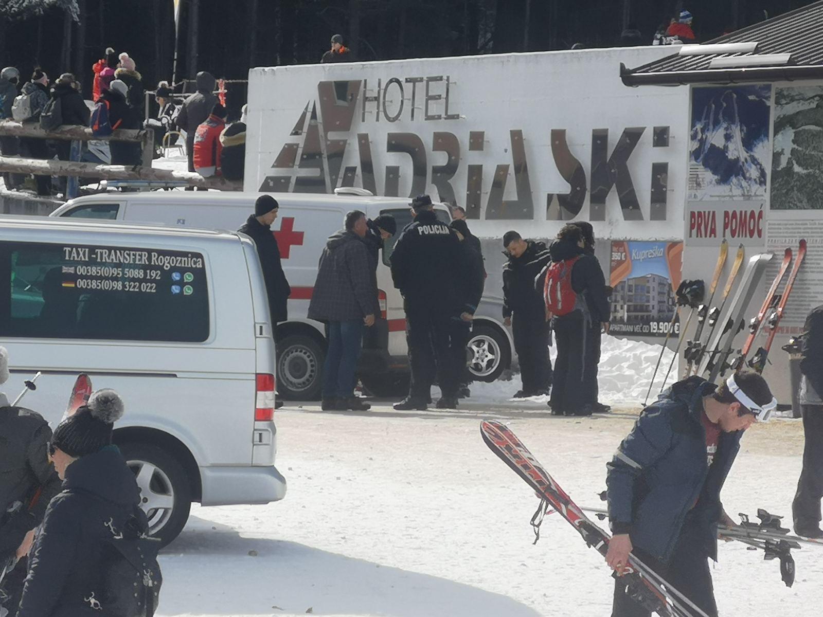 Policija i Hitna na terenu - Avaz