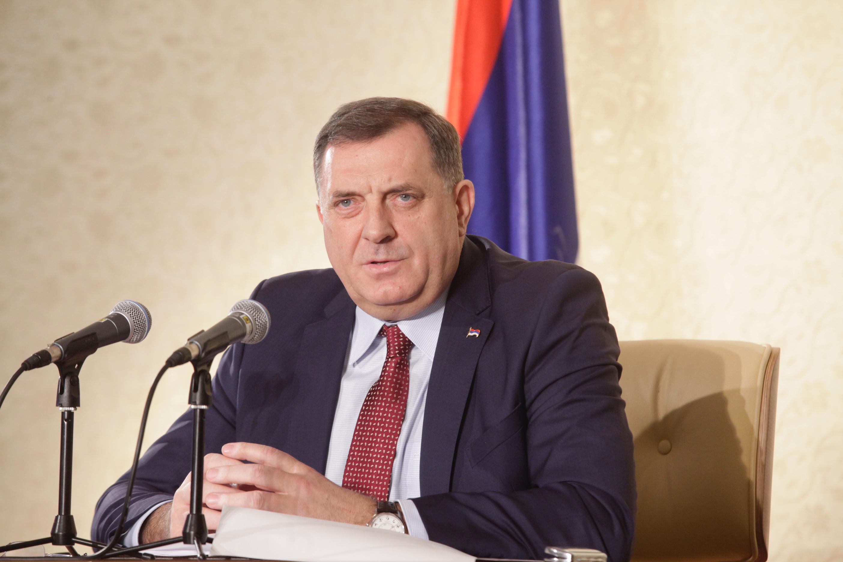 Dodik poručio: Ovo je politička tuča, narod se nema čega bojati