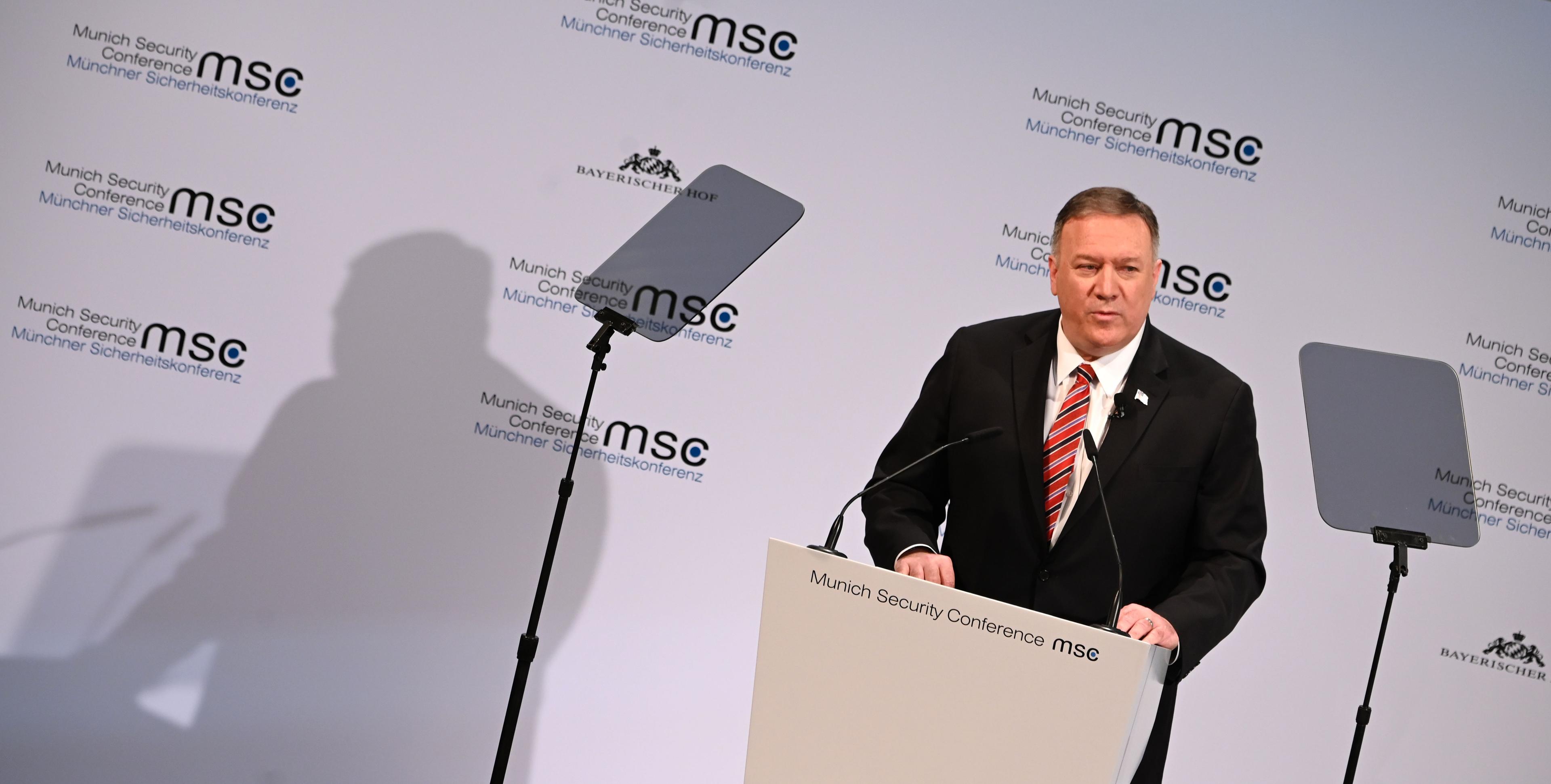 Pompeo: "Huawei" i druge kineske državne tehnološke kompanije su trojanski konji