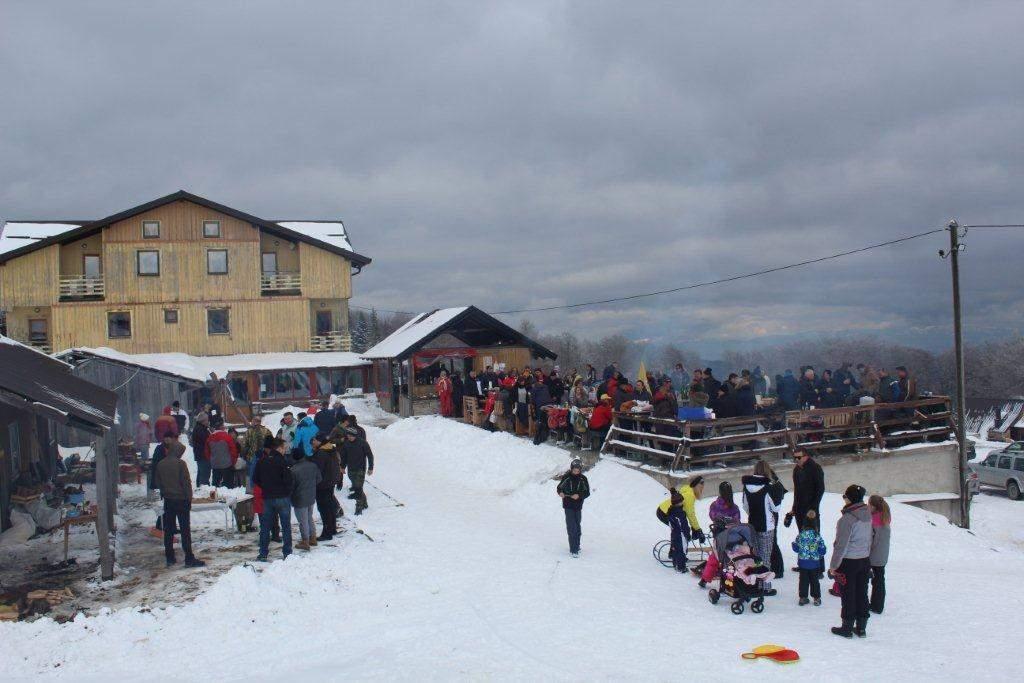 Najbolji gulaš napravila ekipa „Rade i drugovi“