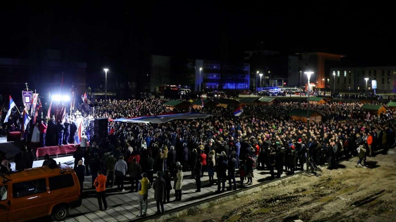 Okupljanje u Istočnom Sarajevu u znak podrške SPC-u - Avaz