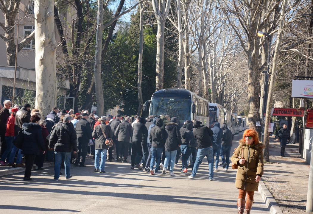 Proslava u sjeni incidenata - Avaz