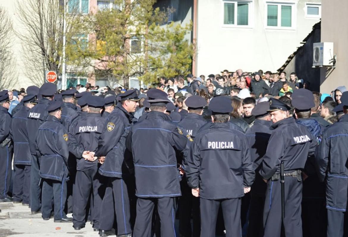 Traže iste osnovice plaća - Avaz