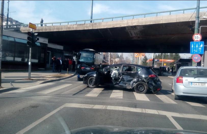 Sudar četiri automobila na Ciglanama, ima povrijeđenih