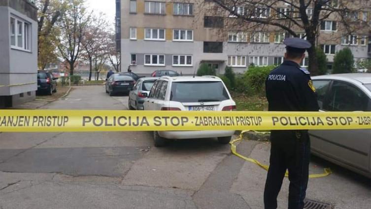 Policajci rade na dokumentovanju krivičnog djela - Avaz