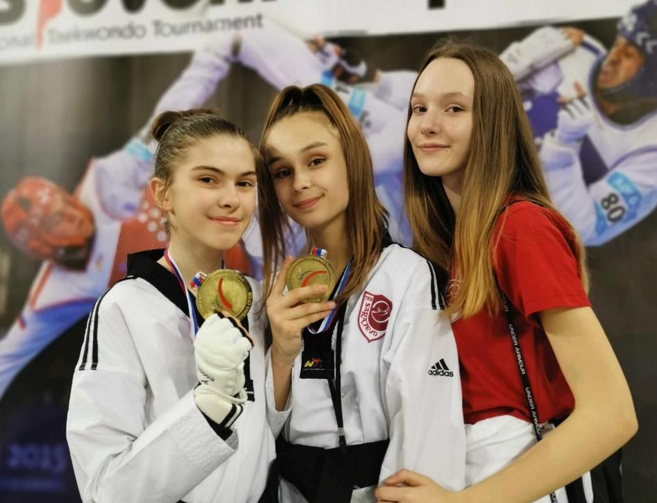 Ada i Hanadi iz Ljubljane se vratile sa zlatnim medaljama